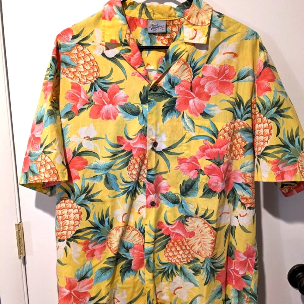 Royal Creations Floral Button Down (L)